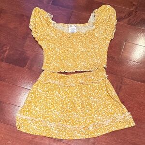 Girls floral skirt set